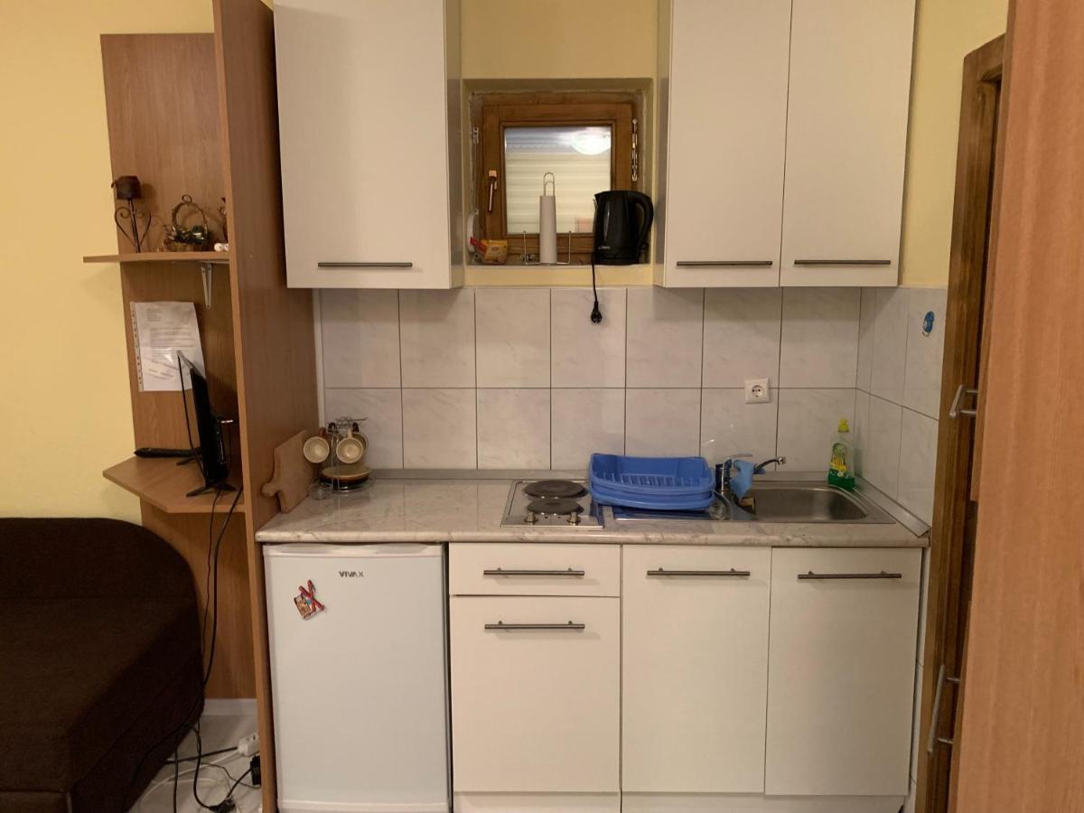 Apartments Vanja Яхорина Екстер'єр фото